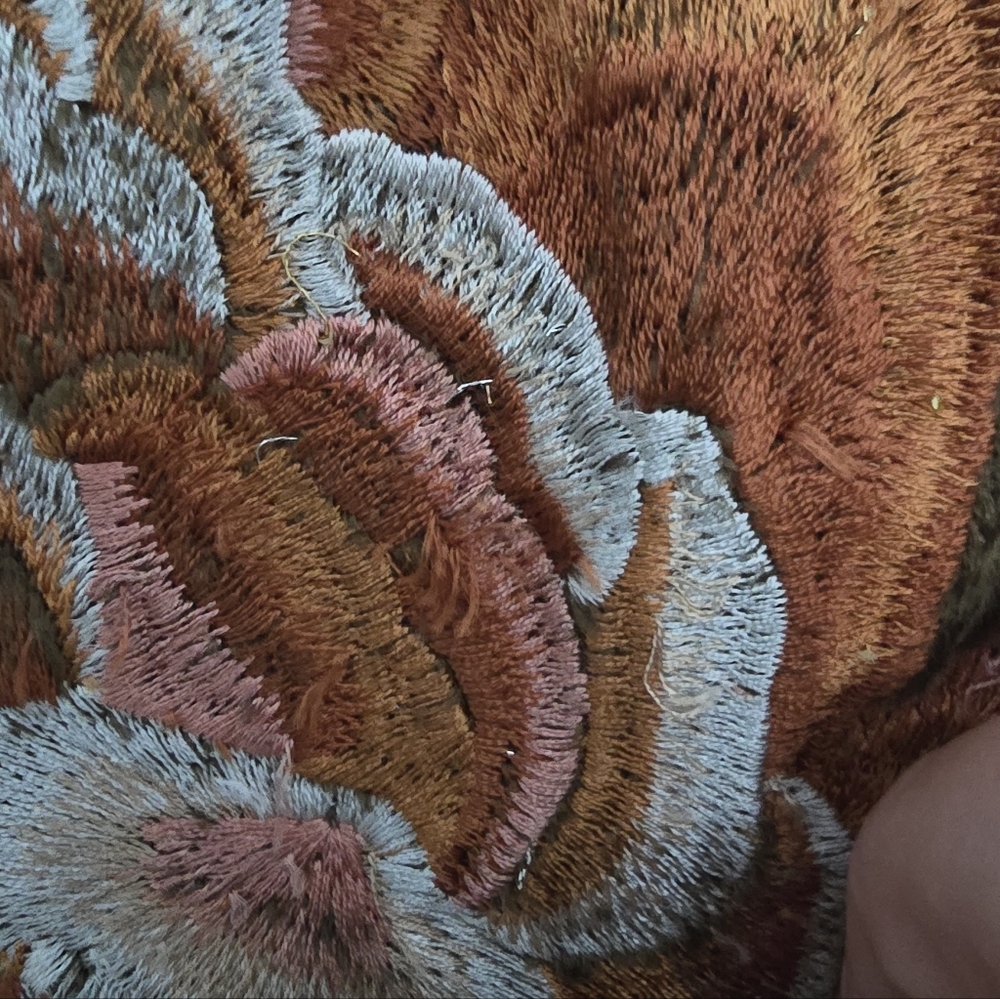 Embroidered Velvet Jacket - Picture 6 of 10